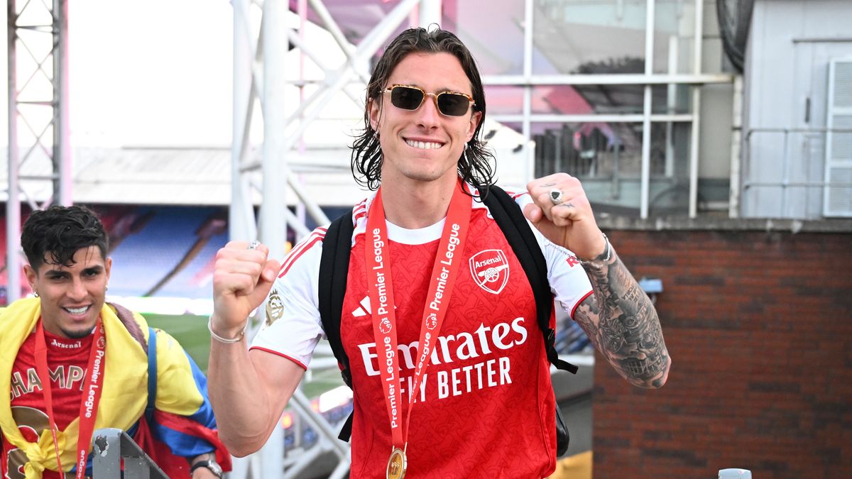 Calafiori Bisa Bantu Arsenal Rekrut Tonali Kalahkan Spurs