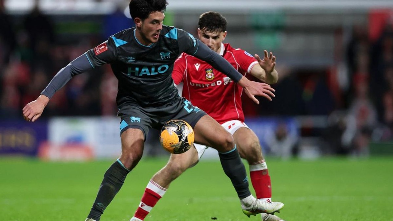 Elkan Baggott Dipertahankan Ipswich Town, Siap Debut di Premier League?