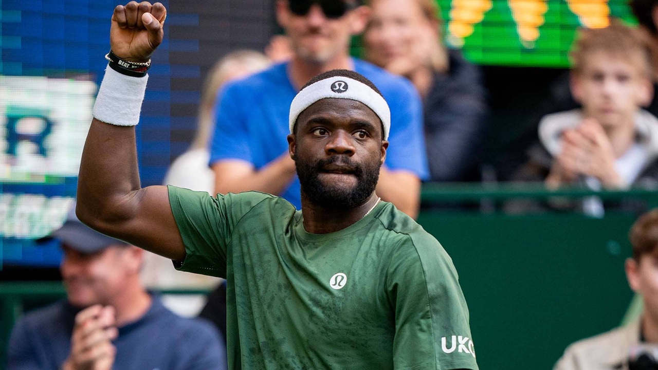 Frances Tiafoe Buat Flavio Cobolli Tak Berdaya Di Halle