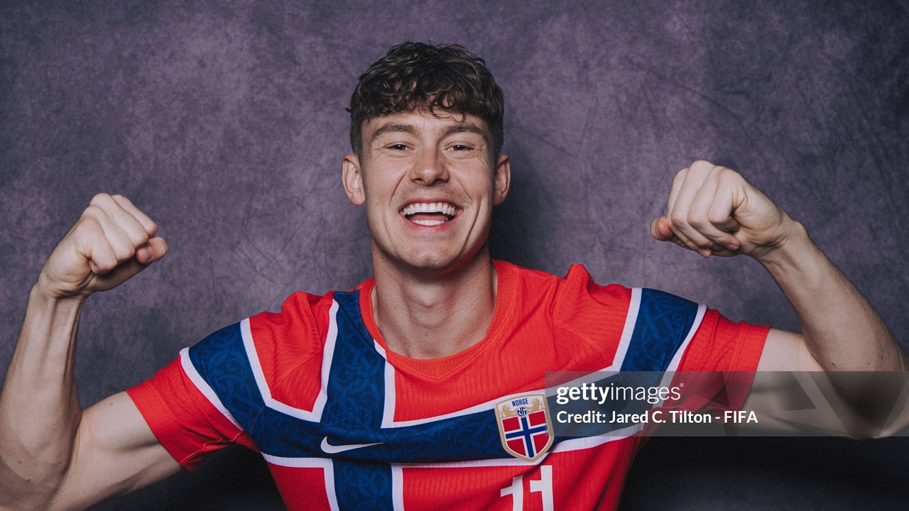 Jorgen Strand Larsen Diragukan Tampil saat Norwegia Hadapi Irak