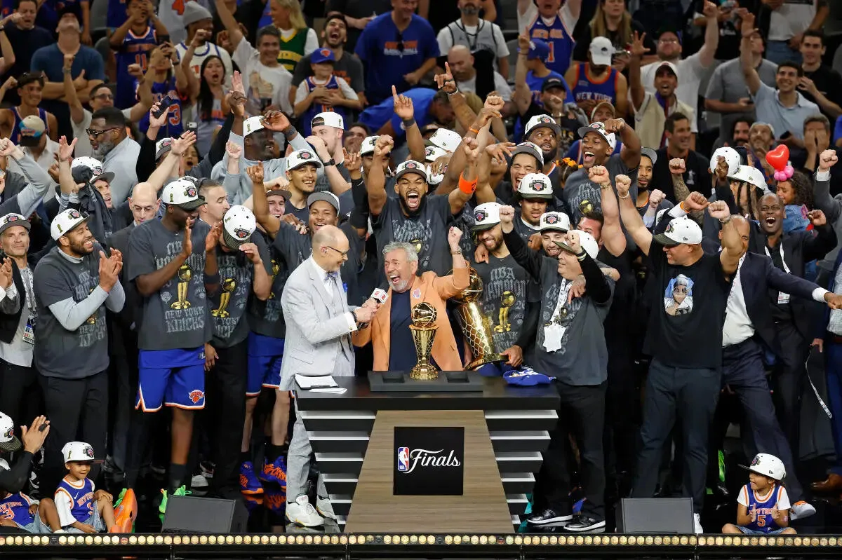 Knicks Raih Hadiah 9,5 Juta Dolar AS Sebagai Juara NBA 2026 - sumber: (mainbasket)