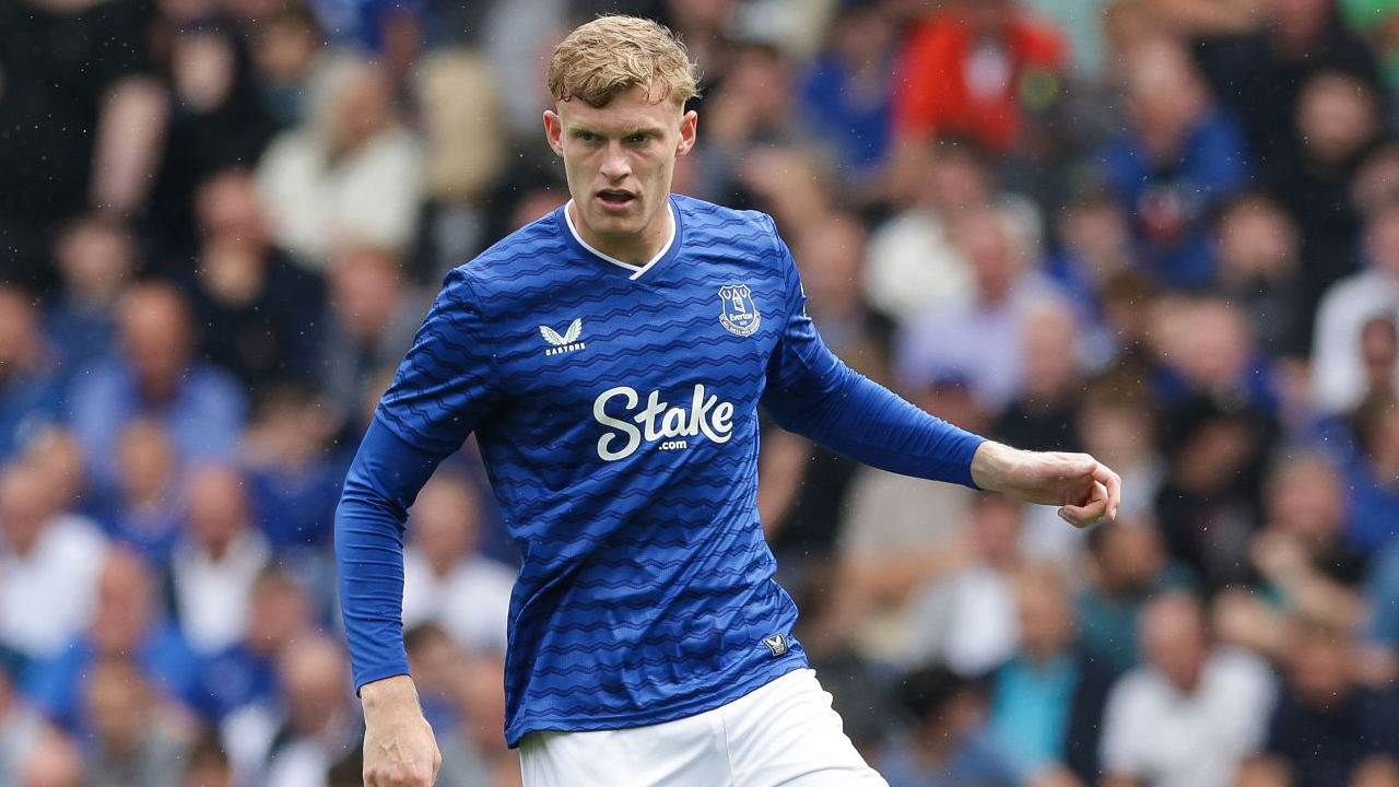 Manchester City Lirik Jarrad Branthwaite untuk Gantikan John Stones
