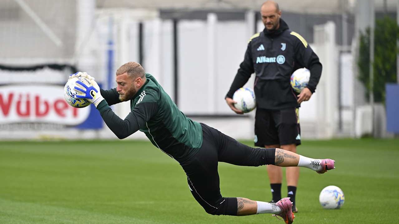 Michele Di Gregorio Temui Agen, Sinyal Tinggalkan Juventus Menguat