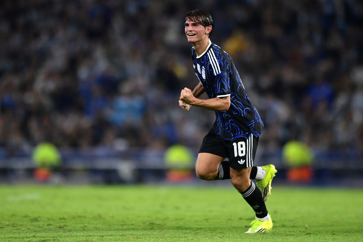 Nico Paz Bertahan di Como, Real Madrid Ikuti Saran Mourinho