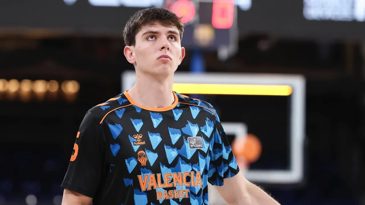 Sergio De Larrea bisa jadi pilihan menarik untuk Dallas Mavericks di NBA Draft 2026.