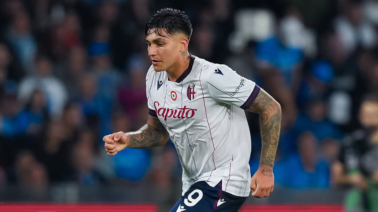 Tiga Klub Premier League Kepincut Striker Bologna, Santiago Castro