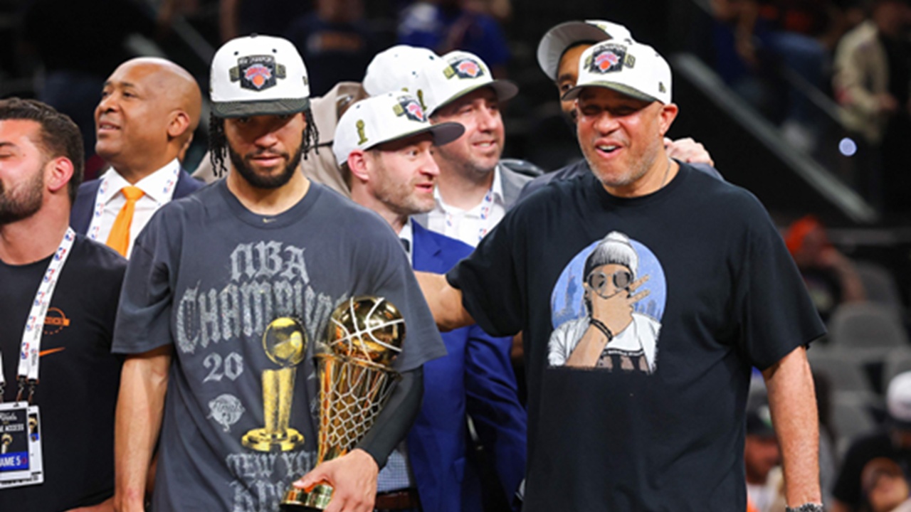 Villanova Wildcats Turut Merayakan Usai Knicks Angkat Trofi NBA