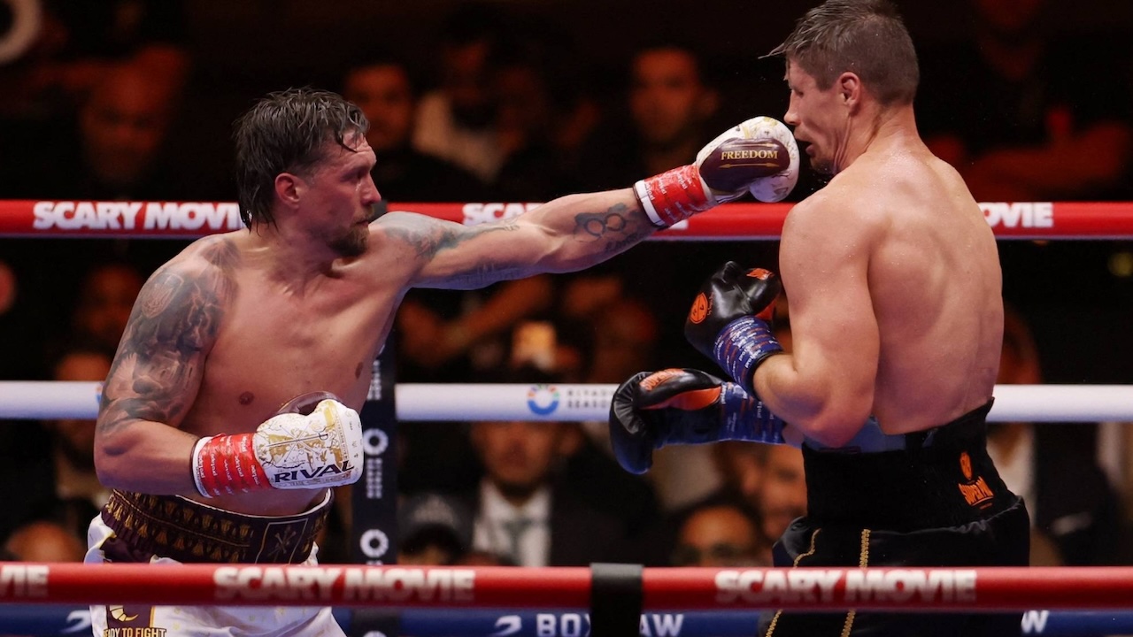 Fury Sebut Oleksandr Usyk Nyaris Dipermalukan Rico Verhoeven