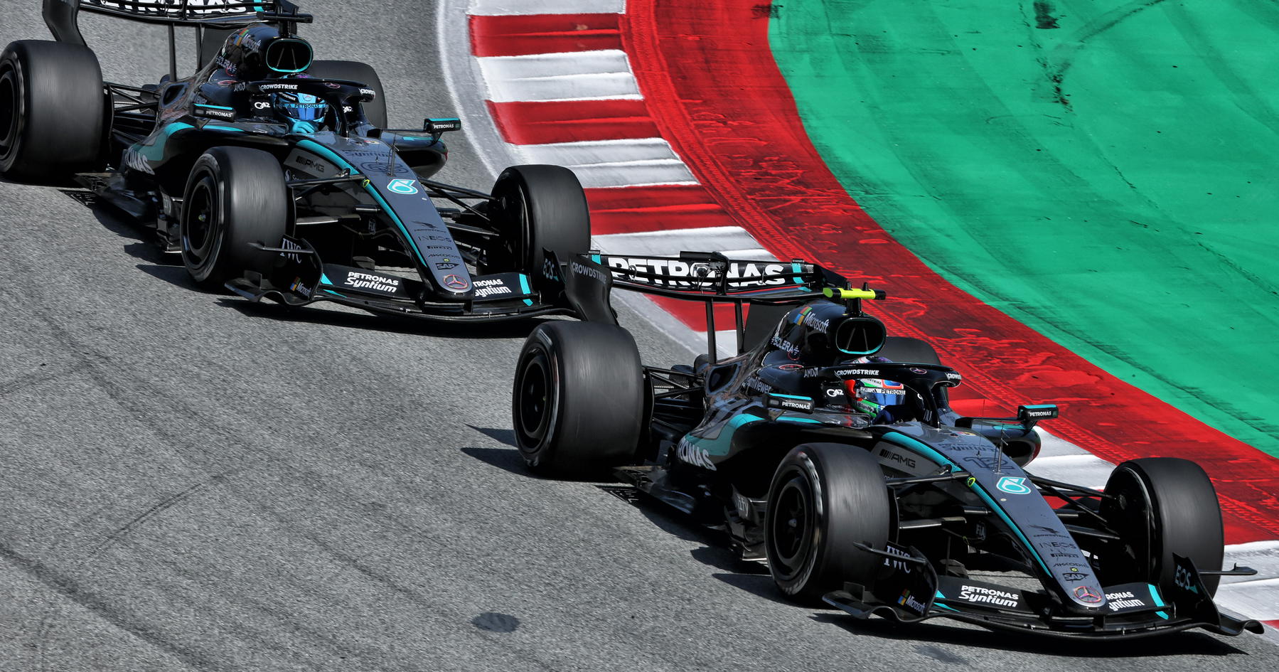 George Russell Terpukul Setelah Kimi Antonelli Mendominasi