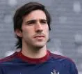 Persaingan Transfer Tonali: Arsenal Ungguli Tottenham