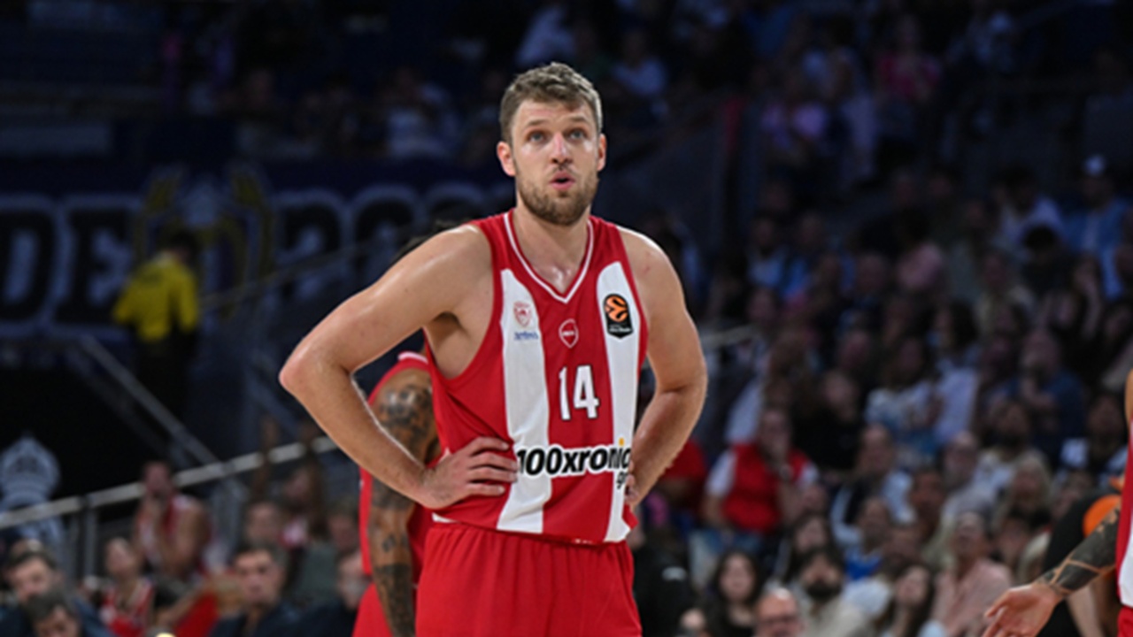 Sasha Vezenkov Raih Most Valuable Player Asosiasi Pemain EuroLeague