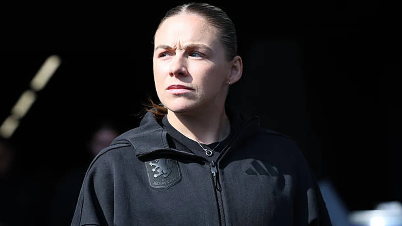 Tinggalkan Aston Villa, Kirsty Hanson Resmi Gabung Tottenham