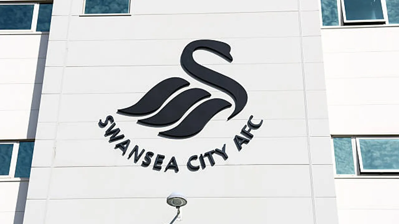 Tinggalkan Crystal Palace, Ben Stevens Bersedia Pimpin Proyek Swansea City