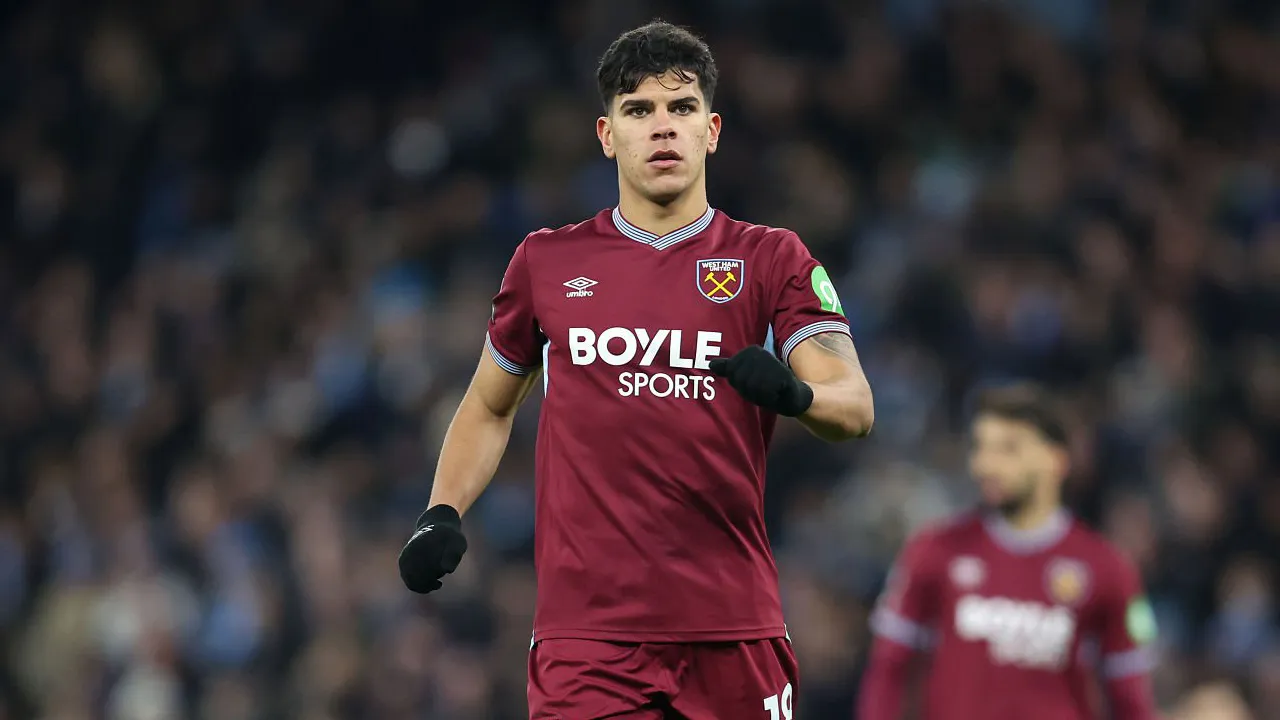 Tottenham Coba Tikung MU dalam Perburuan Mateus Fernandes