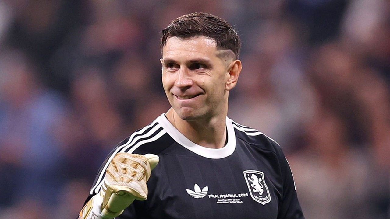Vicario Jadi Opsi, Luciano Spalletti Prioritaskan Emiliano Martinez