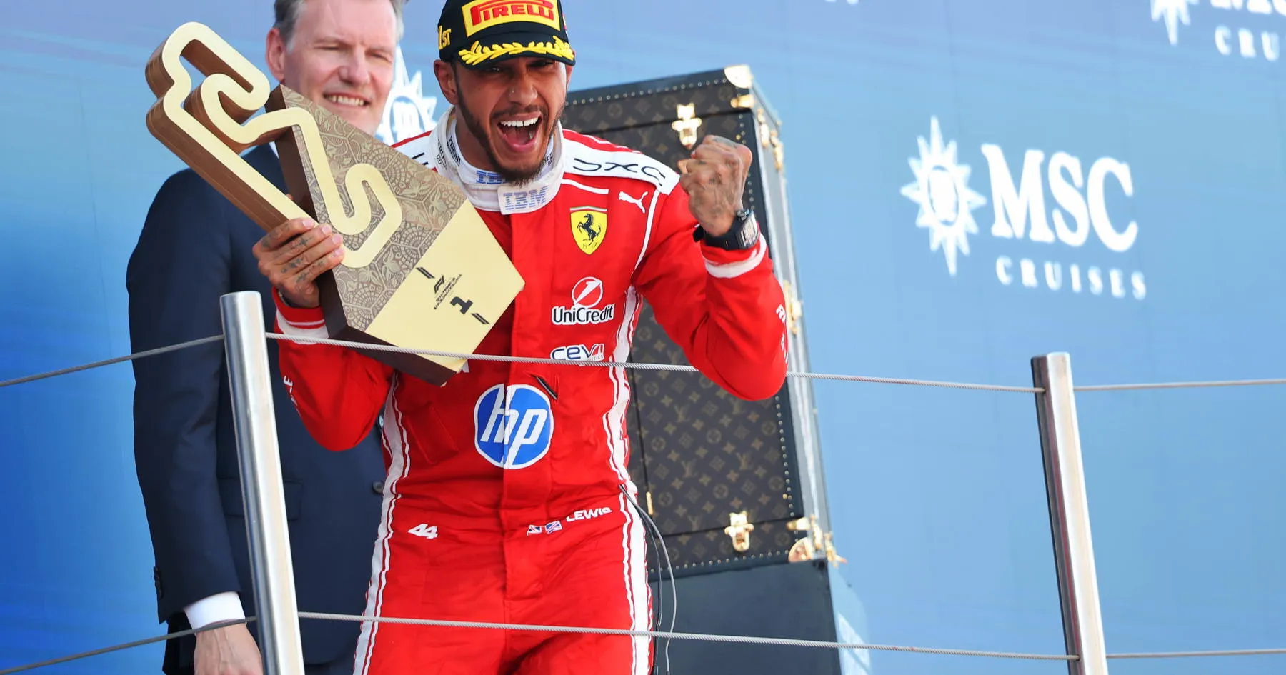 Hamilton: Tantangan Gelar yang Menyelamatkan F1 2026 - sumber: (racingnews365)