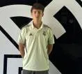 Real Madrid Mengamankan Masa Depan Bek Paling Berbakat di Akademi