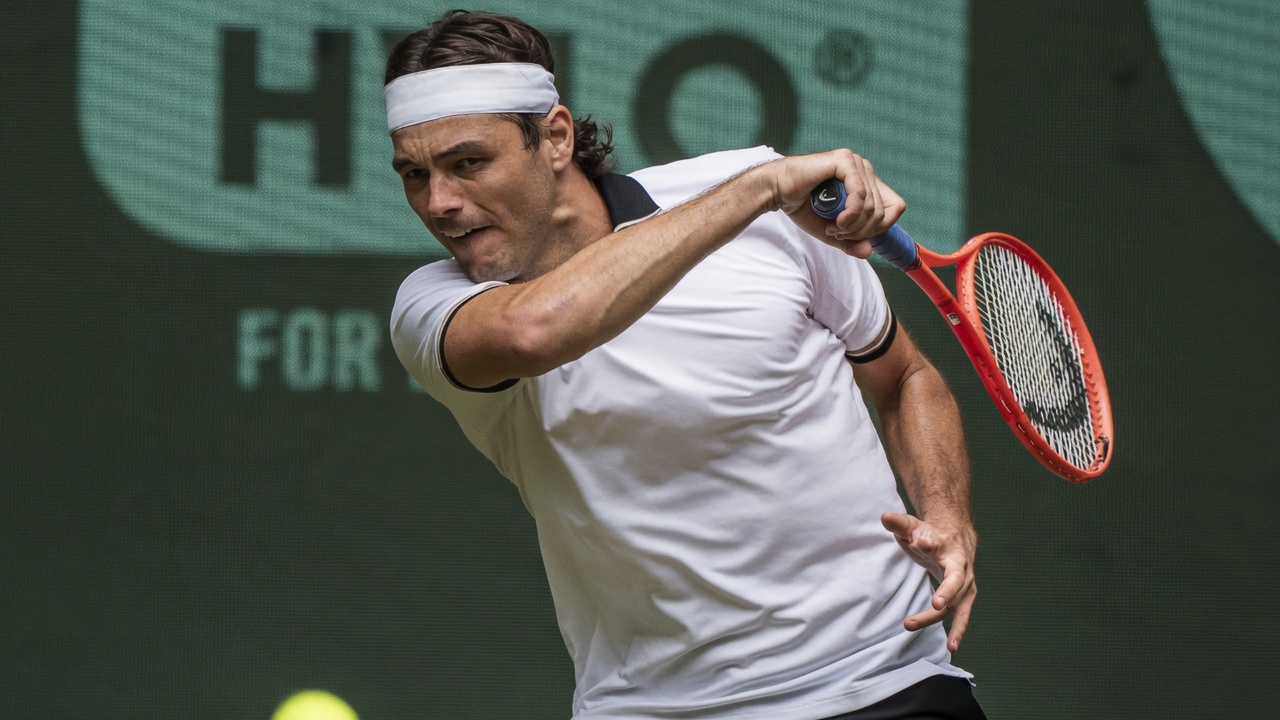 Taylor Fritz Terseok-Seok, Tapi Hindari Kekalahan Memilukan Di Halle