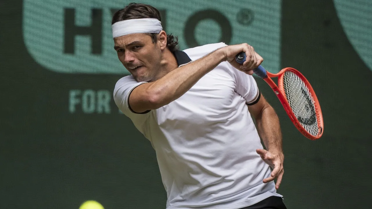 Taylor Fritz Terseok-Seok, Tapi Luput Dari Kekalahan Memilukan Di Halle