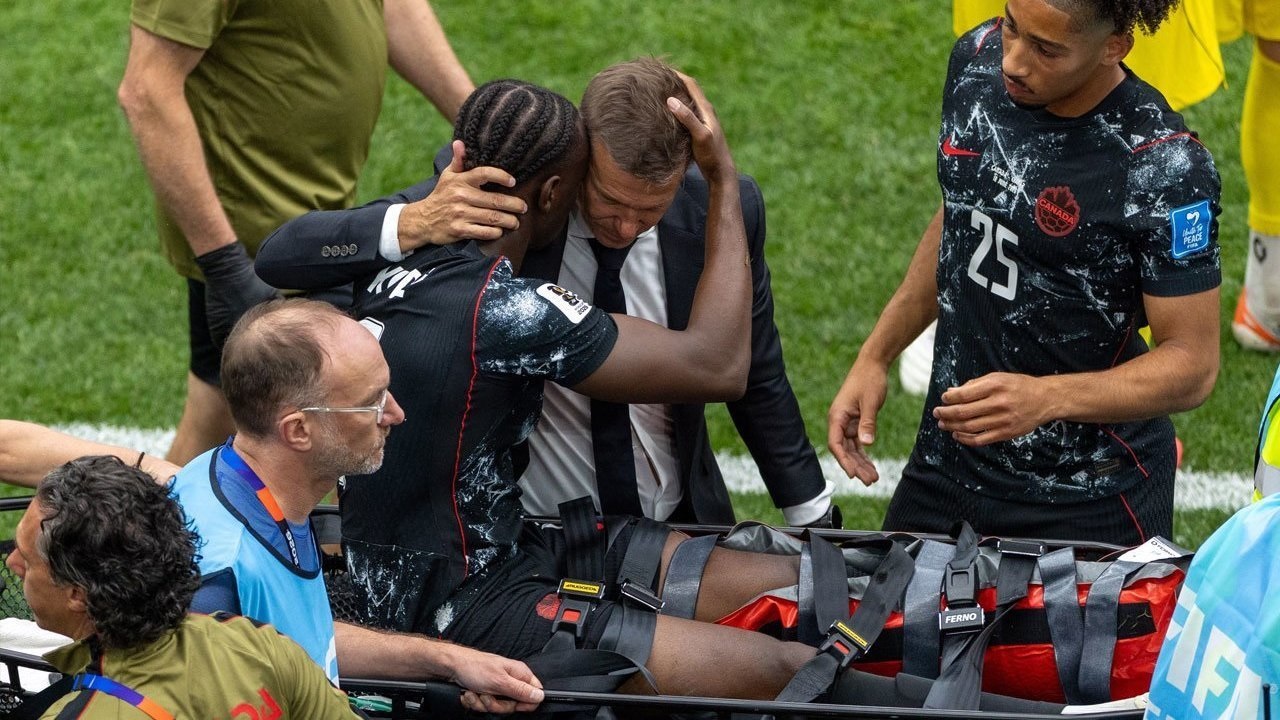 Alami Cedera Horor di Piala Dunia, Ismael Kone Langsung Jalani Operasi