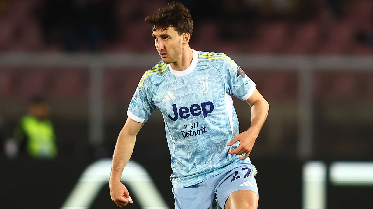 Andrea Cambiaso Makin Dekat ke Chelsea, Juventus Incar Jackson