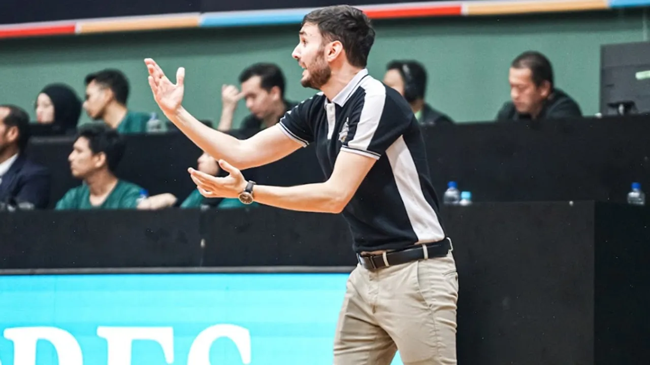 Cesar Camara Sebutkan Dua Kunci Bogor Hornbills Hadapi Laga Final IBL