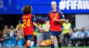 Dani Olmo Berikan Peringatan ke Marc Cucurella