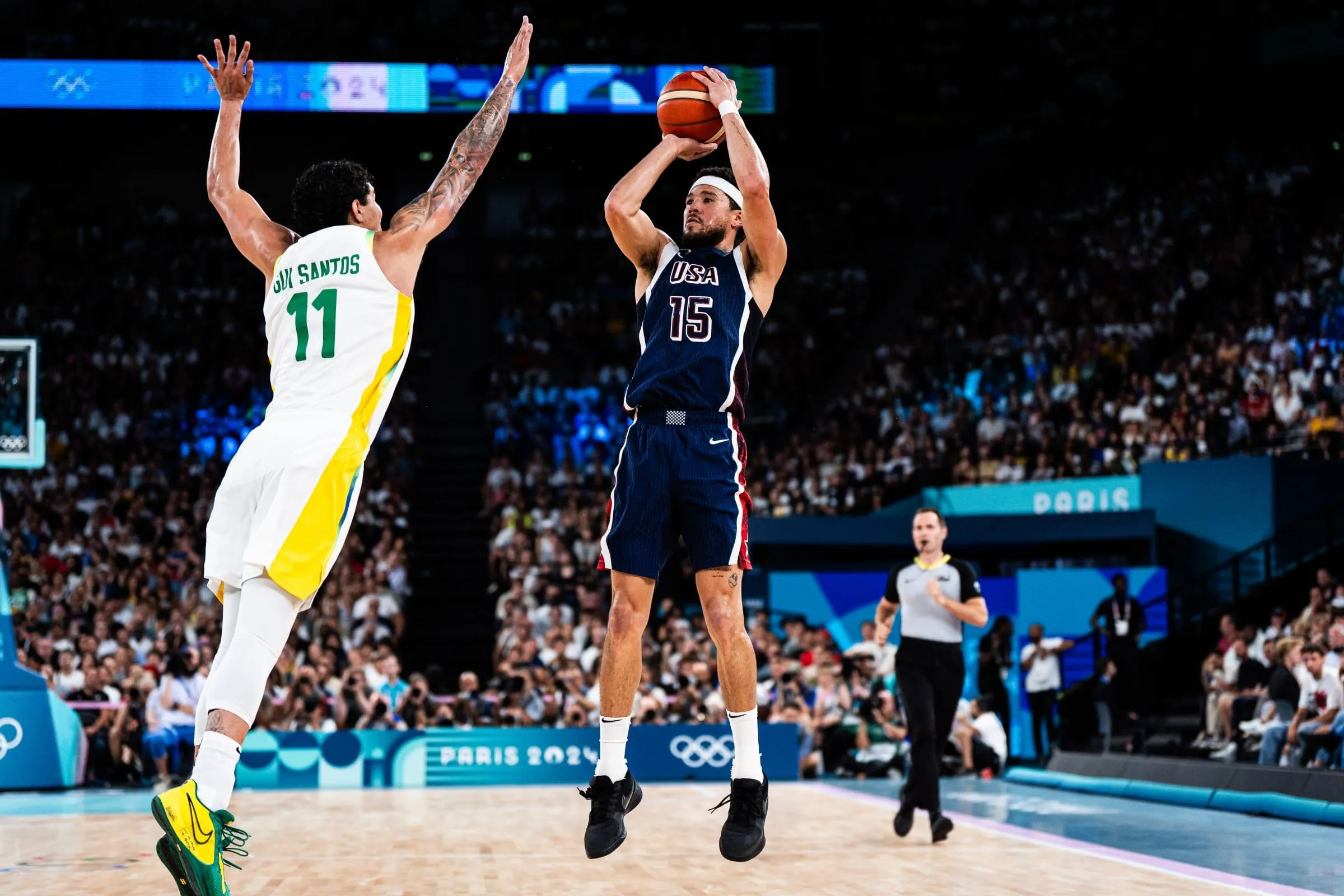 Devin Booker Kenakan No. 15 untuk Hormati Ayahnya - sumber: (mainbasket)