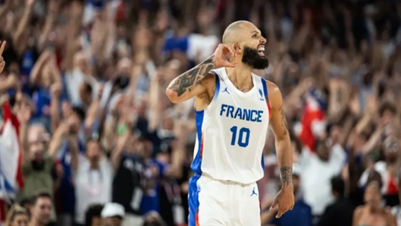 Evan Fournier Putuskan Mundur dari Timnas Basket karena Kelelahan Fisik