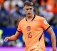 Liverpool dan Barcelona Intip Peluang Bajak Micky van de Ven