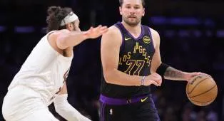 Luka Doncic Desak Lakers Cari Center Kelas Dunia