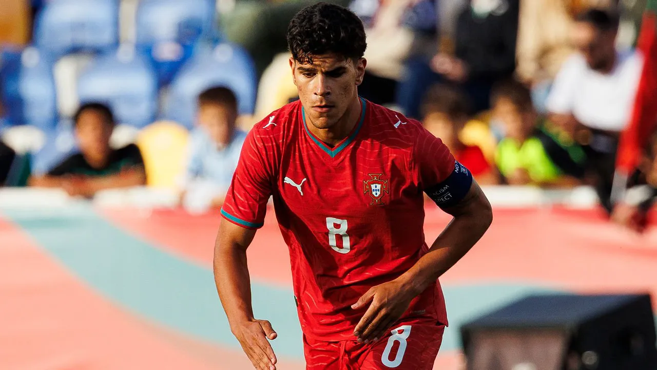 Manchester United Siapkan Plan B Jika Gagal Dapatkan Mateus Fernandes