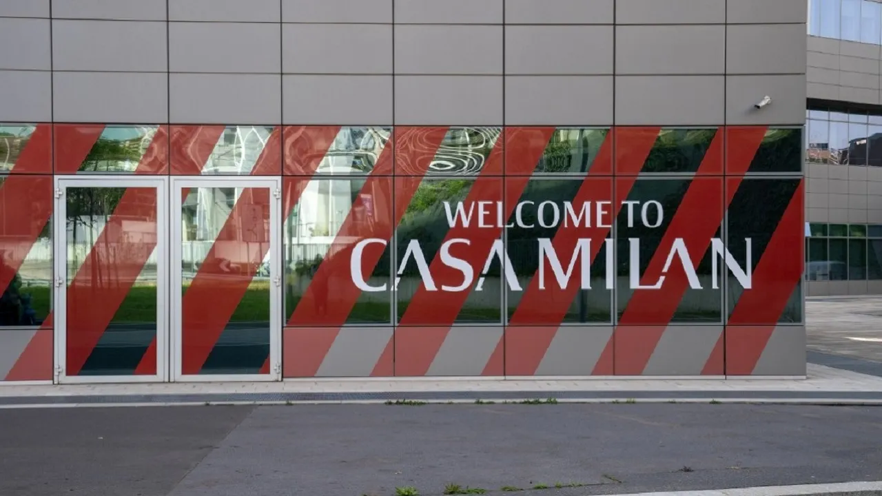 UEFA Konfirmasi AC Milan Resmi Lolos dari Settlement Agreement