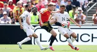 Akanji Ramalkan Kiprah De Bruyne Musim 2026-27, Allegri Dinanti Napoli