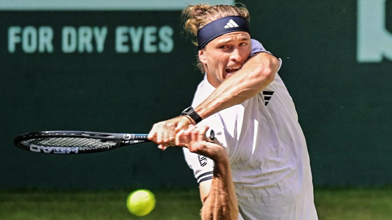Alexander Zverev Bendung Langkah Raphael Collignon Di Halle