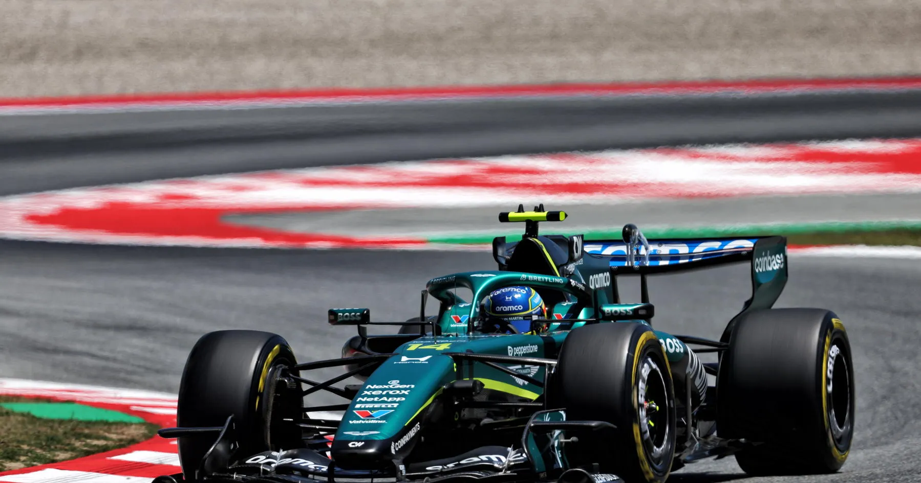 Aston Martin Dikritik Tajam: ‘Bukan Standar F1 Lagi’ - sumber: (racingnews365)