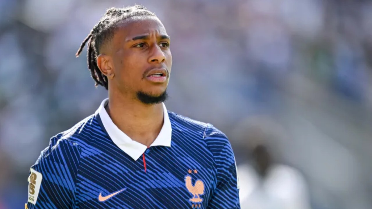 Demi Tak Terlihat Incar Olise, Real Madrid Pura-Pura Tertarik pada Alvarez