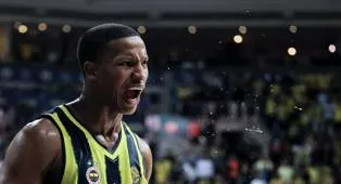 Devon Hall Akhiri Karirnya Bersama Fenerbahce Beko