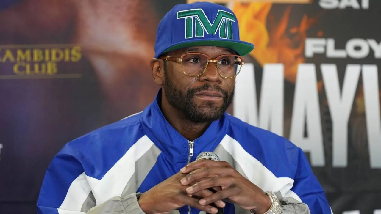 Selain sengketa terbaru ini, Floyd Mayweather juga masih menghadapi sejumlah persoalan hukum lain. (Foto: Fight TV)
