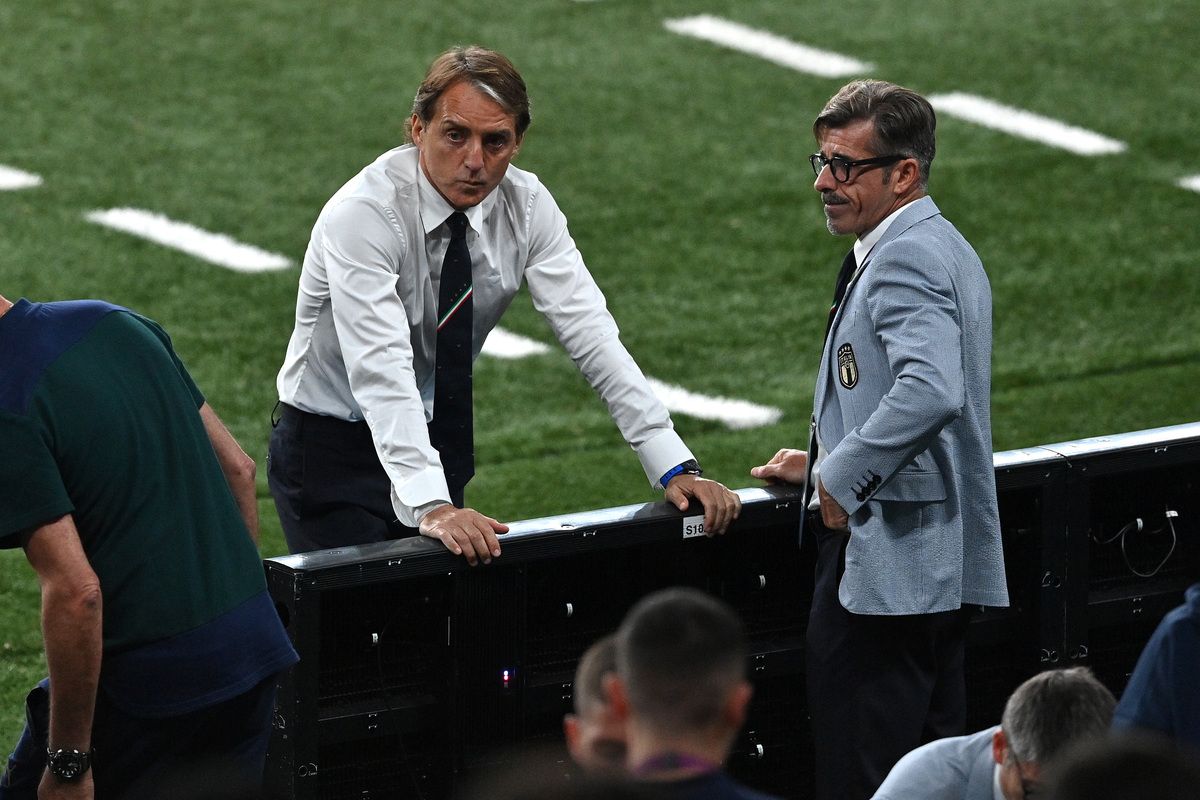 Mourinho Beri Tekanan ke Barcelona, Materazzi Sambut Mancini Kembali ke Italia