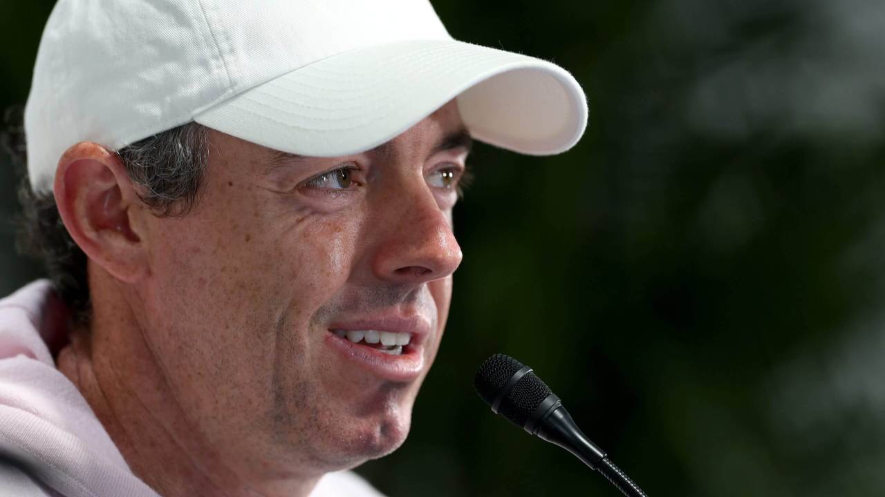 Rory McIlroy Bela Status Turnamen Tradisional PGA Tour