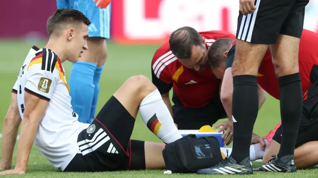 Alami Cedera, Schlotterbeck Jadi Korban Kemenangan Jerman vs Pantai Gading