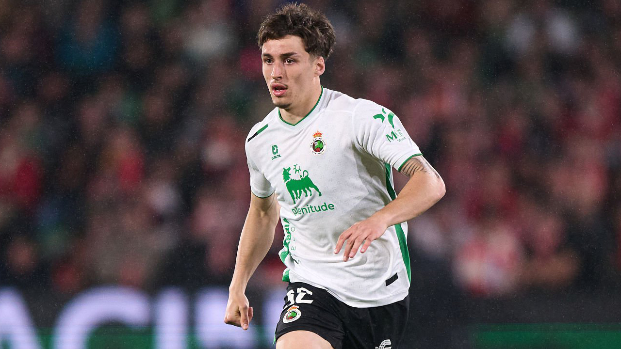 Barcelona Tak Mau Ikut Perang Harga untuk Rekrut Jorge Salinas