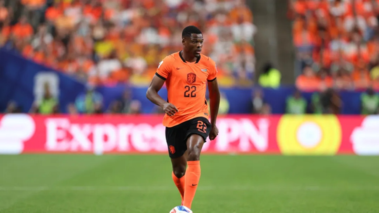 Denzel Dumfries Jawab Keraguan Usai Debut di Piala Dunia