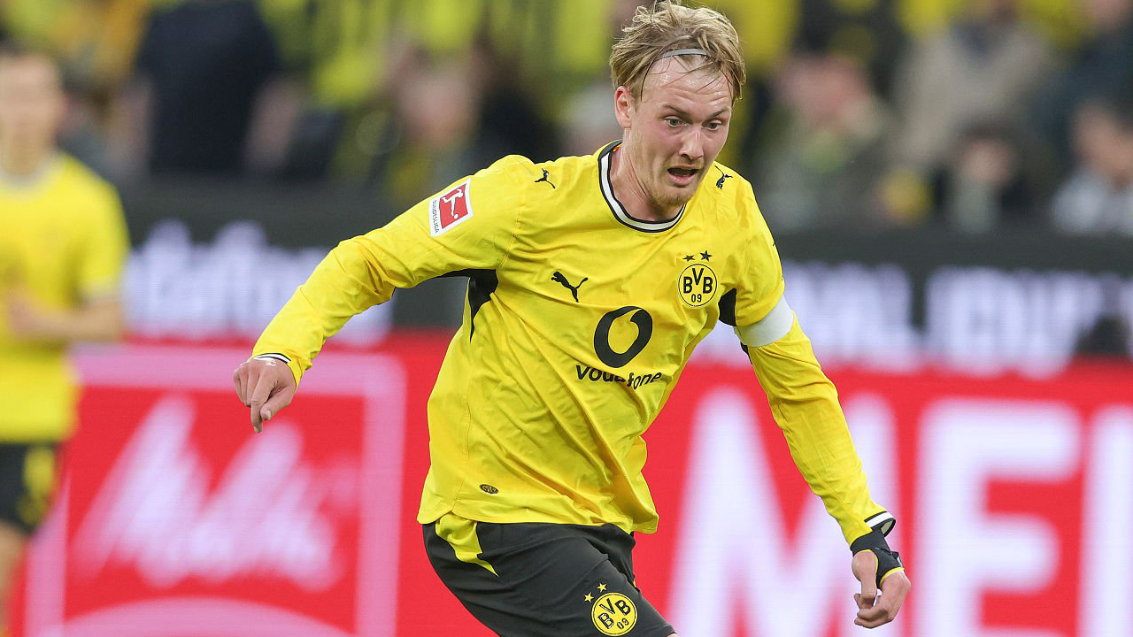 Julian Brandt Masuk Radar Leeds, Transfer Gratis Jadi Daya Tarik