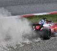 Leclerc Didesak Tingkatkan Kinerja di Ferrari