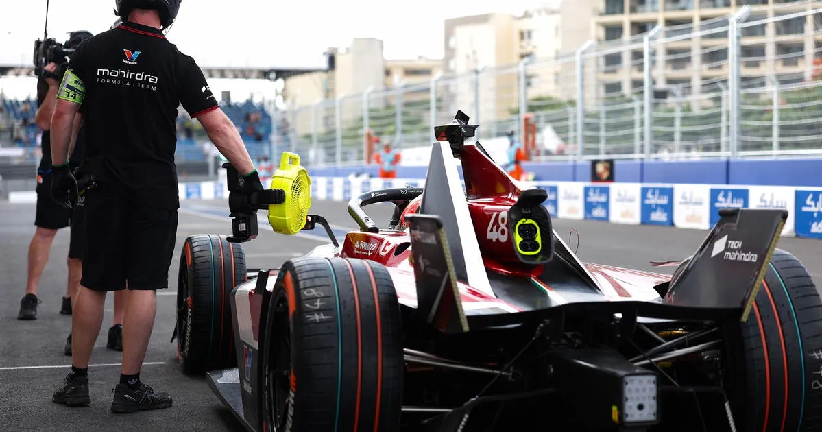 Malapetaka ‘Kill Switch’ Formula E Kembali Mendera Tim - sumber: (racingnews365)