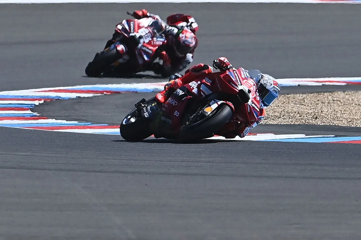 Marquez Menangi Duel Sengit dengan Bagnaia di GP Ceko - sumber: (motorsport)