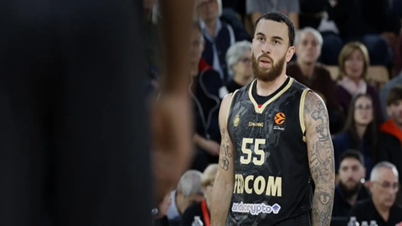 Mike James Tanggapi Kegagalan Negosiasi dengan Barcelona