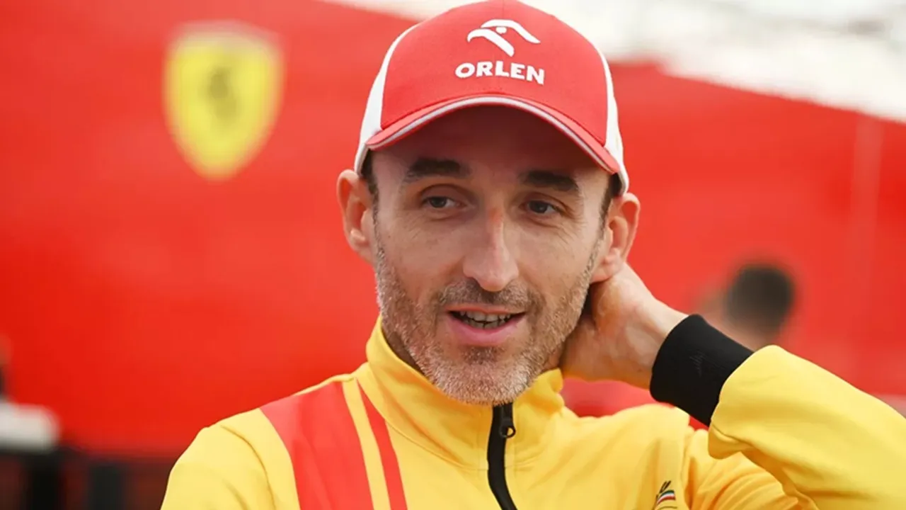 Robert Kubica Buka Suara Usai Bawa AF Corse Ferrari Menang